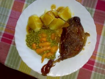 Entenkeulen klassisch mit Mischgemüse - Rezept