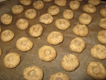 Husarenkrapfen mit Johannisbeergelee - Rezept - Bild Nr. 4