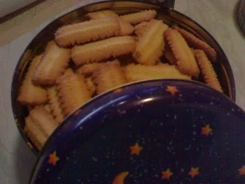 Rezept: Spritzgebäck, Teig für den Fleischwolf Bild Nr. 7 Spritzgebäck, Teig für den Fleischwolf - Rezept - Bild Nr. 7