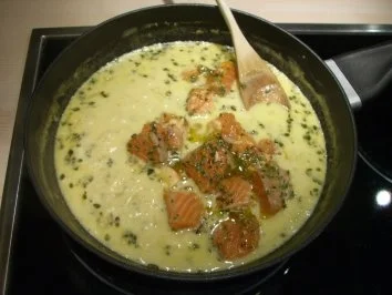 Rezept: Lachs-Pasta mit Orangen-Thymian-Sauce Bild Nr. 6 Lachs-Pasta mit Orangen-Thymian-Sauce - Rezept - Bild Nr. 6