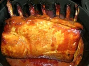 Glasiertes Schweinscarrée am Stück an Gemüse mit Möhren-Kartoffel-Pürree - Rezept