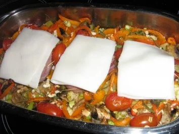 Rezept: Kalbssteak im Speckmantel auf Kartoffelgemüse überbacken. Bild Nr. 7 Kalbssteak im Speckmantel auf Kartoffelgemüse überbacken. - Rezept - Bild Nr. 7