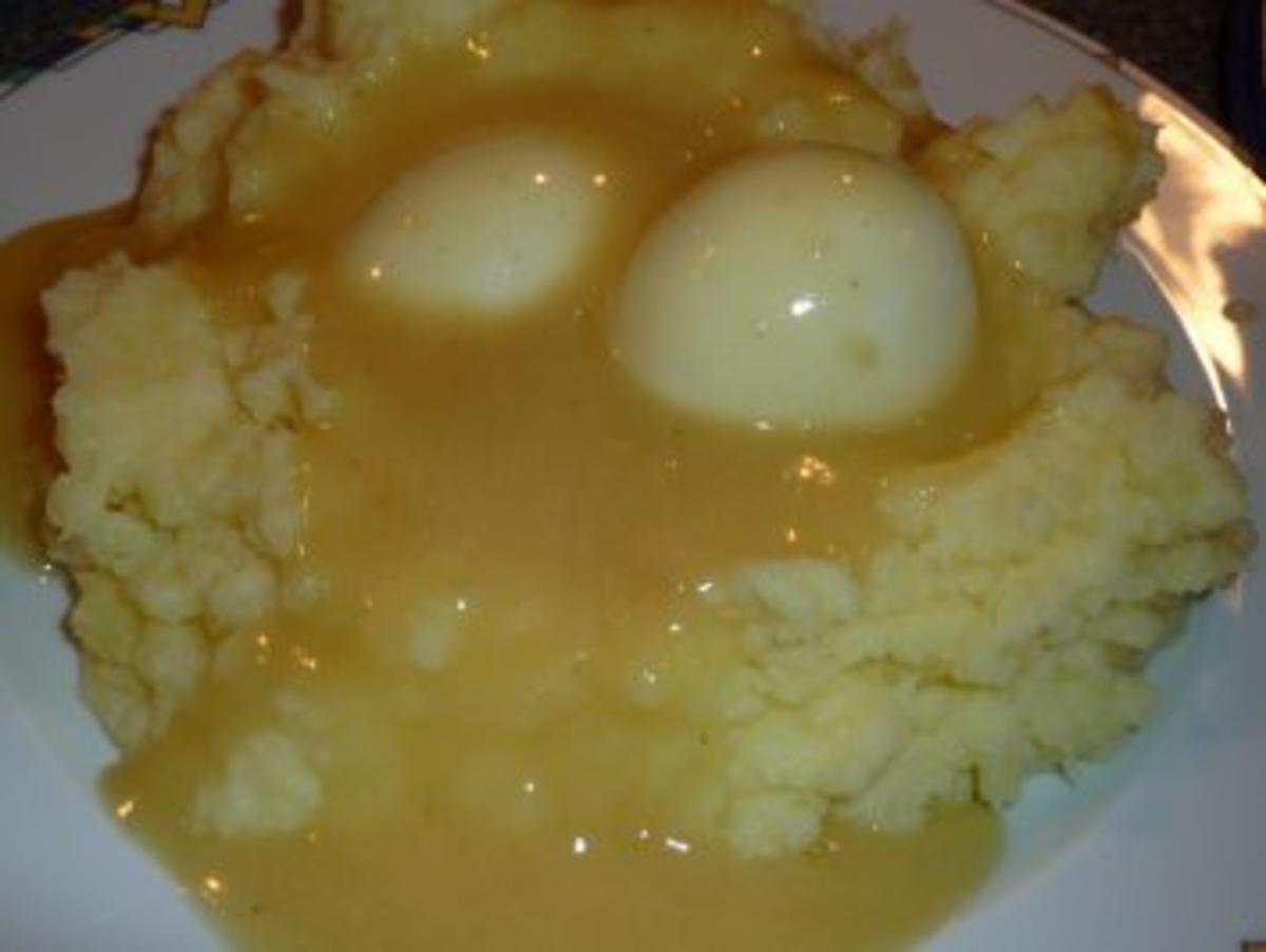 Eier in Senfsoße im Kartoffelnest - Rezept - Bild Nr. 10