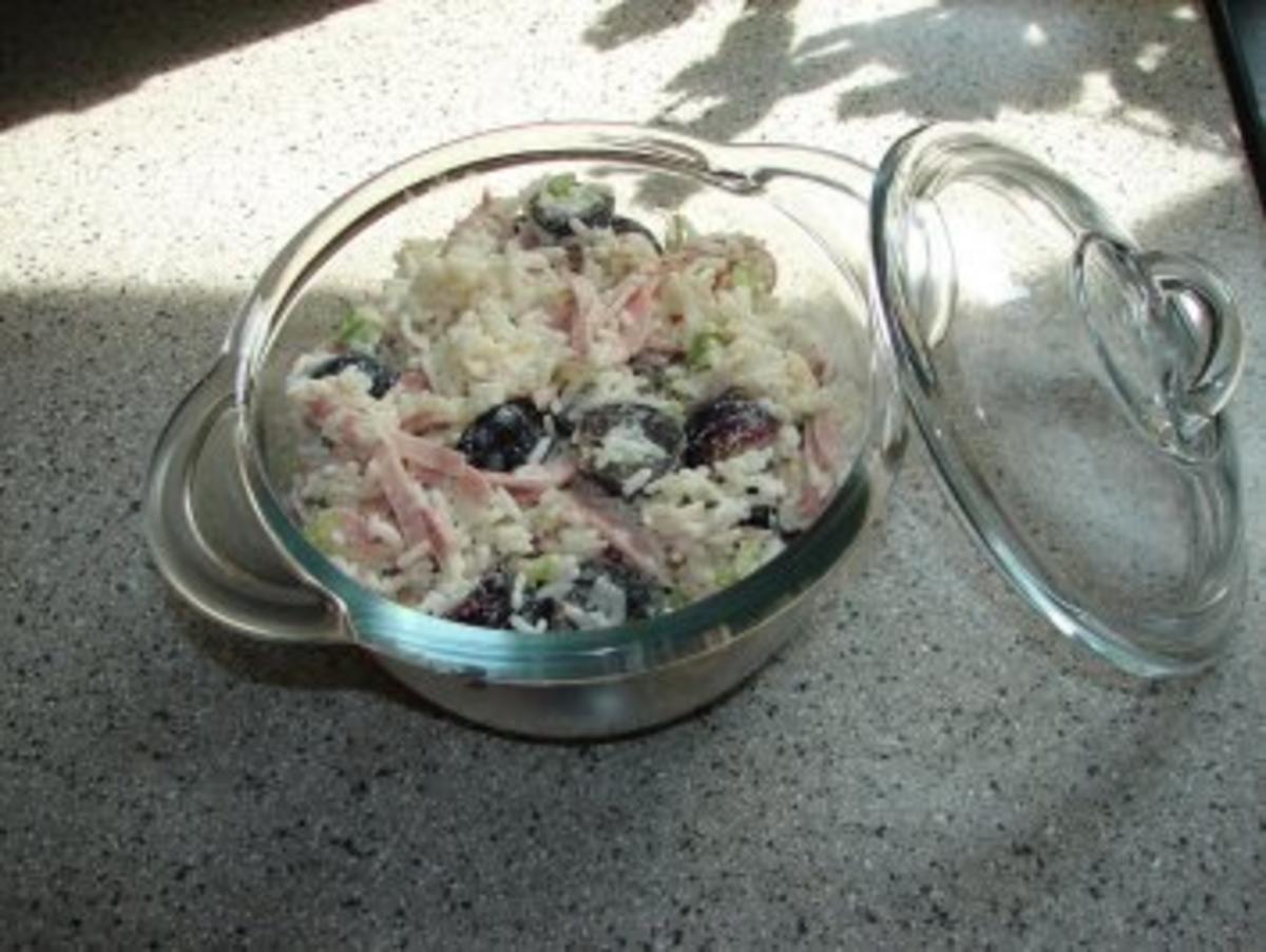 Salate:  Reissalat mit Schinken und Obst - Rezept