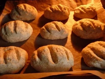 Rezept: Grünkernbrötchen Bild Nr. 4 Grünkernbrötchen - Rezept - Bild Nr. 4