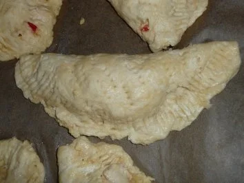 Teigtaschen mit Geflügelfüllung und Schafskäse - Rezept - Bild Nr. 2