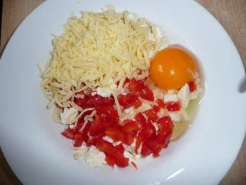 Teigtaschen mit Geflügelfüllung und Schafskäse - Rezept - Bild Nr. 8