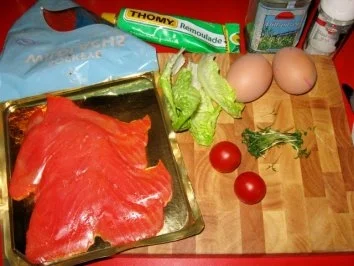 Rezept: Frühstückstoast mit Wildlachs u. Ei Bild Nr. 4 Frühstückstoast mit Wildlachs u. Ei - Rezept - Bild Nr. 4