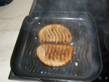 Rezept: Gehacktes-Knoblauch-Brot Gehacktes-Knoblauch-Brot - Rezept