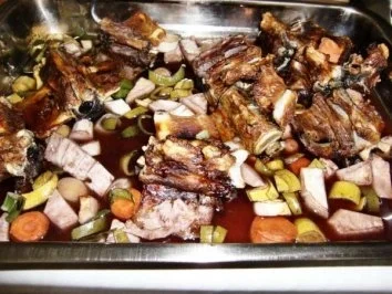 Kräuter-Lammlachse mit Holunder-/Rotweinsoße - Rezept - Bild Nr. 3