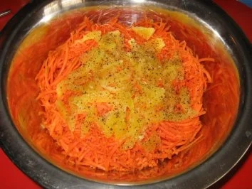 Rezept: fruchtiger Möhrensalat Bild Nr. 2 fruchtiger Möhrensalat - Rezept - Bild Nr. 2