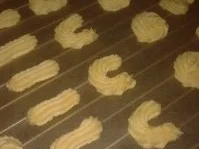 Rezept: Zitronenspritzgebäck Bild Nr. 2 Zitronenspritzgebäck - Rezept - Bild Nr. 2