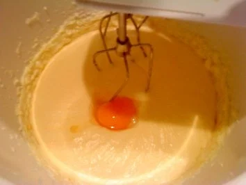 Rezept: Einfache Herzchenwaffeln Bild Nr. 3 Einfache Herzchenwaffeln - Rezept - Bild Nr. 3