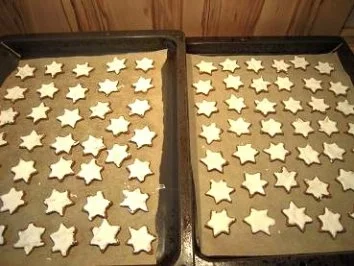 Rezept: Zimtsterne Bild Nr. 4 Zimtsterne - Rezept - Bild Nr. 4