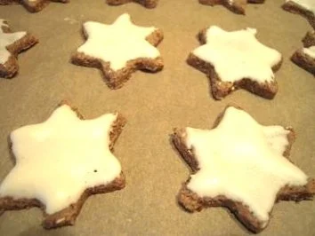 Rezept: Zimtsterne Bild Nr. 6 Zimtsterne - Rezept - Bild Nr. 6