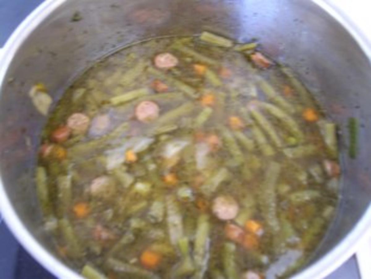 MEINE GRÜNE BOHNENSUPPE - Rezept