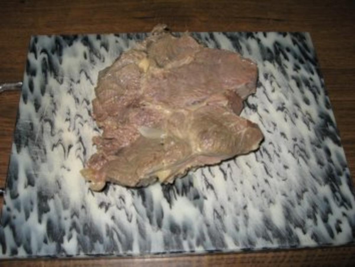 Klare Rindfleischsuppe mit Mehlklößchen (Schwemmklößchen) - Rezept - Bild Nr. 3