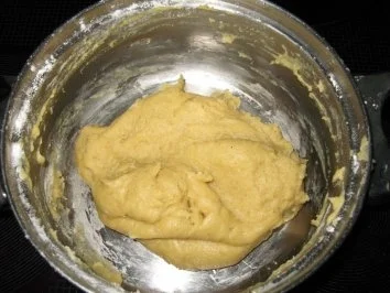 Klare Rindfleischsuppe mit Mehlklößchen (Schwemmklößchen) - Rezept - Bild Nr. 4