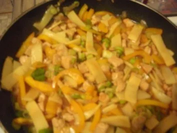 Pute in scharfer Orangesaft-Sauce - Rezept