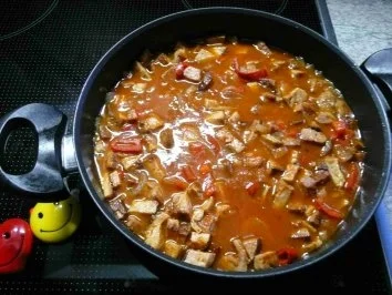 Rezept: Wurstgulasch Bild Nr. 2 Wurstgulasch - Rezept - Bild Nr. 2