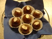 Marzipan - Konfekt mit Rumrosinen... - Rezept