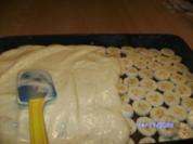 Variante zu Sauerrahm -Becherkuchen - Rezept