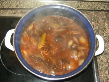 Rezept: Schwarzbiergulasch Bild Nr. 4 Schwarzbiergulasch - Rezept - Bild Nr. 4