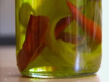 Rezept: Chili- Zitronen- Öl Chili- Zitronen- Öl - Rezept