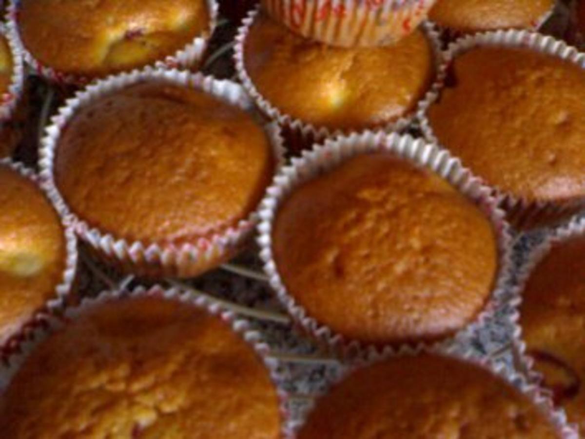 Vanillige Kirsch Muffins - Rezept
