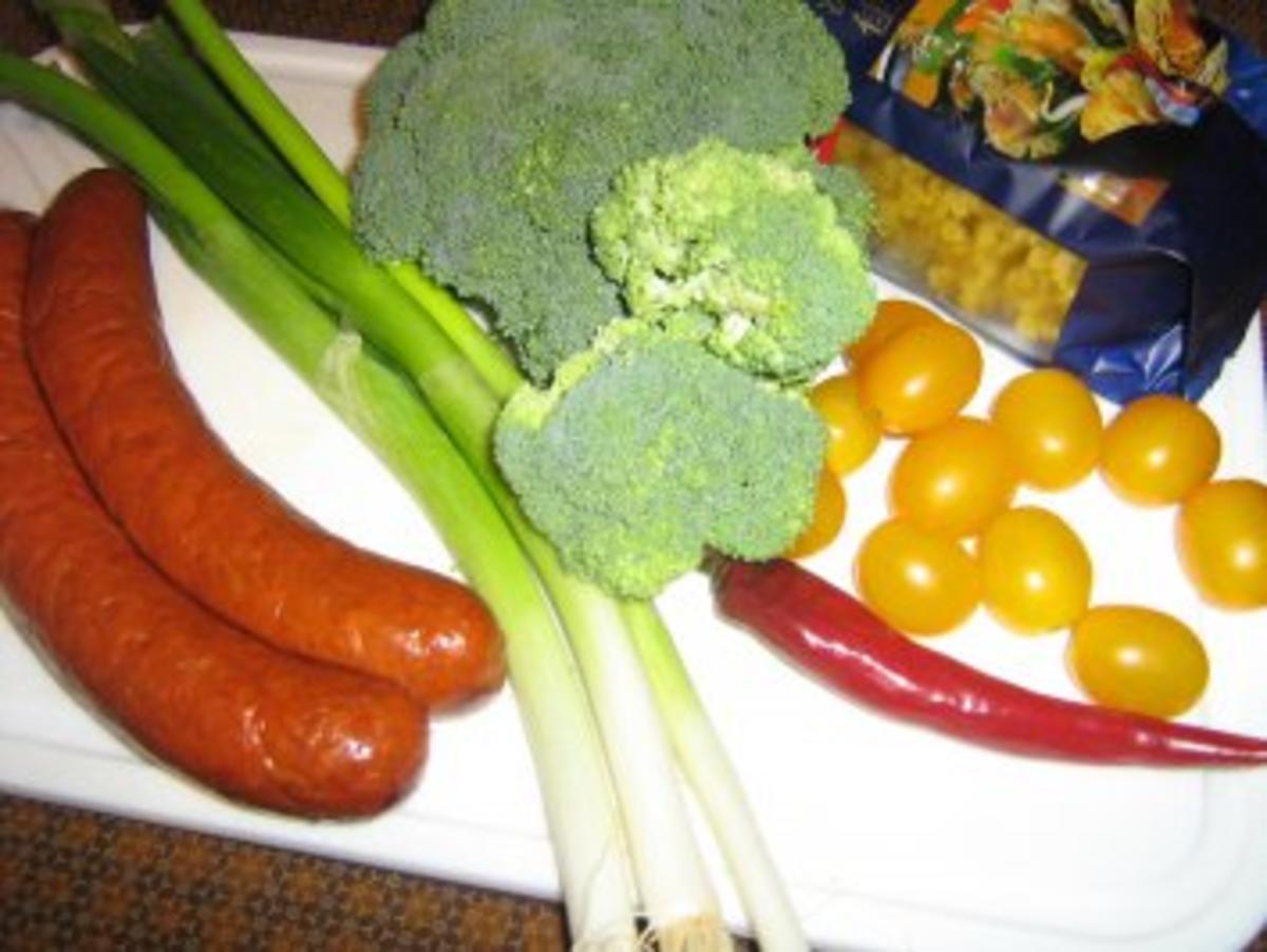 Broccoli-Wurst-Nudelpfanne - Rezept - Bild Nr. 3