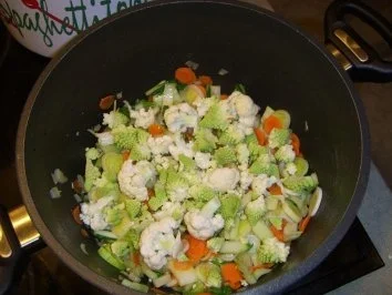 Romanesco-Blumenkohl-Suppe mit Pak Choi Senfkohl - Rezept - Bild Nr. 9
