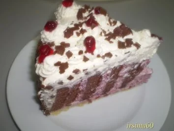 Wickeltorte mit Preiselbeersahne - Rezept
