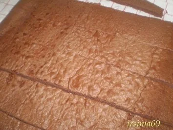 Wickeltorte mit Preiselbeersahne - Rezept - Bild Nr. 11