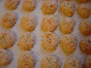 Rezept: Bunter Kokos-Traum, Enkel Marcels Lieblingskekse... Bild Nr. 4 Bunter Kokos-Traum, Enkel Marcels Lieblingskekse... - Rezept - Bild Nr. 4