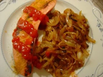 Rezept: Zwiebel-Curry-Wurst... Zwiebel-Curry-Wurst... - Rezept