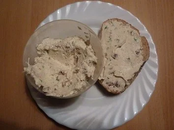 Brotaufstrich:  Tomate-Rucola Käse - Rezept