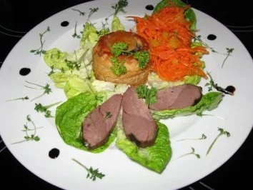 feine Pastetchen mit Gänsebrust u. Champignons - Rezept