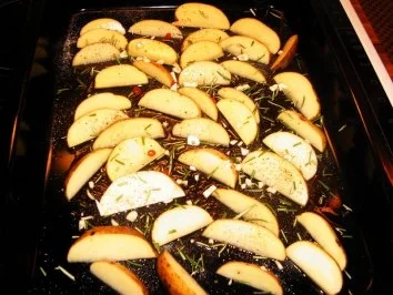 Rezept: Rosmarinkartoffeln Rosmarinkartoffeln - Rezept