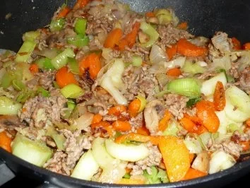 Rezept: Pfeffrige Spätzle-Pfanne Bild Nr. 9 Pfeffrige Spätzle-Pfanne - Rezept - Bild Nr. 9