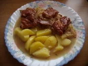 Kasslerrippchen mit Sauerkohl und Weintrauben - Rezept