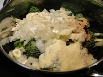 Jakobsmuscheln in Rahmsoße mit Spinat und Pilze - Rezept