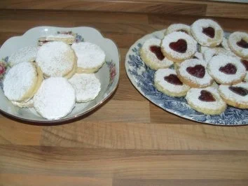 Rezept: Weihnacht-Badische-Hildabrödle Bild Nr. 10 Weihnacht-Badische-Hildabrödle - Rezept - Bild Nr. 10