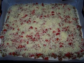 Rezept: Pizza mit Hackfleisch á la Tina Bild Nr. 11 Pizza mit Hackfleisch á la Tina - Rezept - Bild Nr. 11