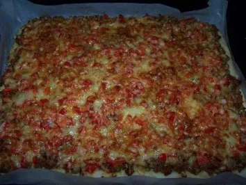 Rezept: Pizza mit Hackfleisch á la Tina Bild Nr. 13 Pizza mit Hackfleisch á la Tina - Rezept - Bild Nr. 13