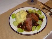 Hirschfilet mit Madeira-Maronen Soße - Rezept