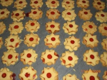 Spitzbuben - Rezept - Bild Nr. 16