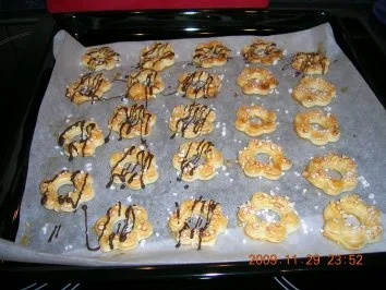 Rezept: Schmand-Kringel Bild Nr. 2 Schmand-Kringel - Rezept - Bild Nr. 2