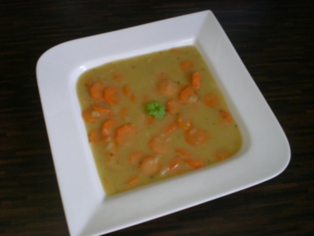 Karottensuppe mit Karotten und Zwiebel - Rezept mit Bild - kochbar.de