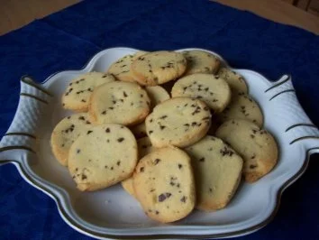 Sandplätzchen mit Schokostückchen - Rezept - Bild Nr. 3