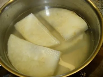 Rezept: Panierter Sellerie mit Meerrettichsauce Bild Nr. 10 Panierter Sellerie mit Meerrettichsauce - Rezept - Bild Nr. 10